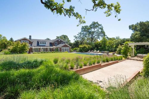 180 Romero Rd, Redwood City, CA, 94062 | Card Image