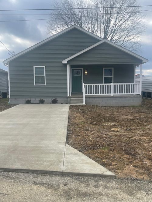 1300 Bluegrass St, Flatwoods, KY, 41139-1504 | Card Image