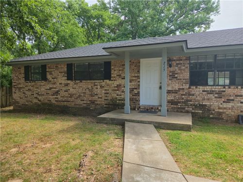 215 S Carl St, Siloam Springs, AR, 72761-3131 | Card Image