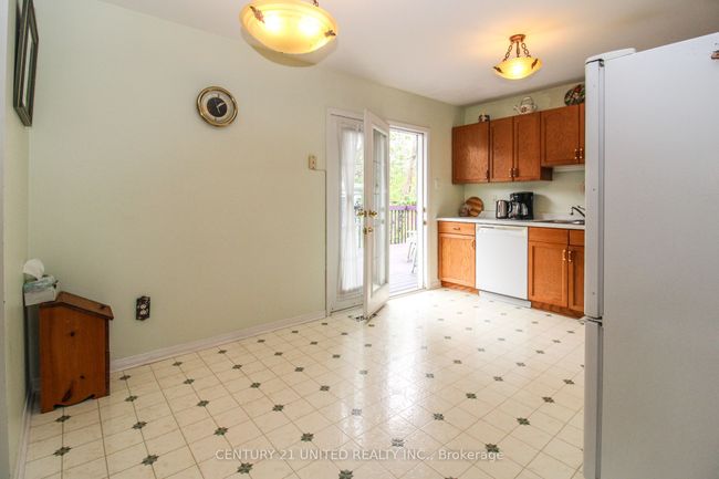 449 King George St, House other with 3 bedrooms, 2 bathrooms and 2 parking in Peterborough ON | Image 8