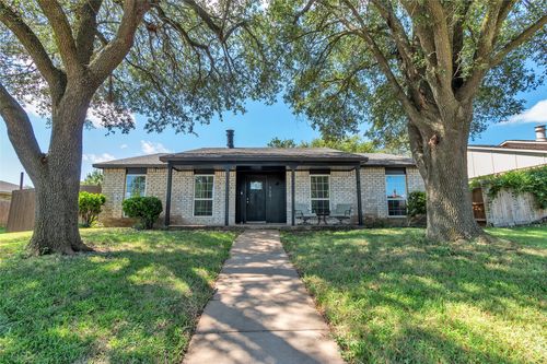 7302 Flameleaf Pl, Dallas, TX, 75249-1412 | Card Image