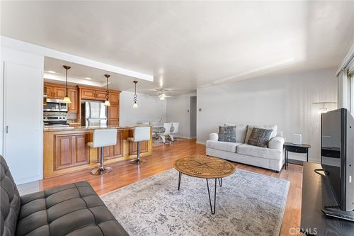 p-2338 Avenida Sevilla, Laguna Woods, CA, 92637-3375 | Card Image