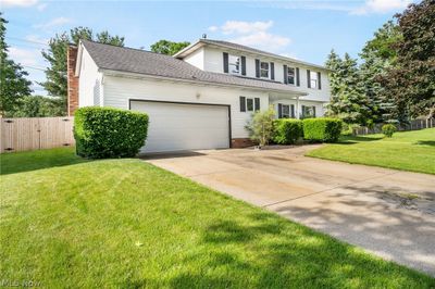 2545 Woodchuck Street Ne, House other with 4 bedrooms, 2 bathrooms and null parking in Canton OH | Image 2