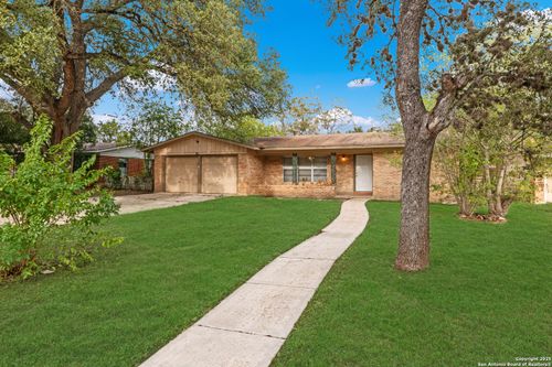 106 Winn Ave, Universal City, TX, 78148-4227 | Card Image