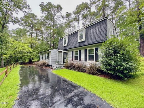 3070 Cameron Dr, Henderson, NC, 27536-3813 | Card Image