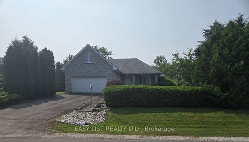 4335 Bluepoint Dr, Town Of Plympton Wyoming, ON, N0N1J6 | Card Image