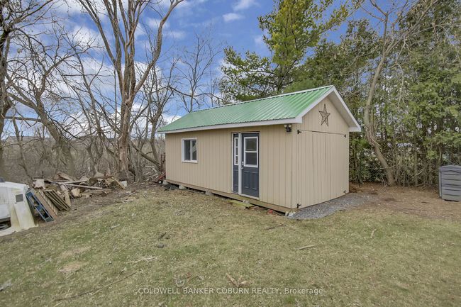 10658 Main St, House other with 4 bedrooms, 2 bathrooms and 3 parking in South Mountain ON | Image 35