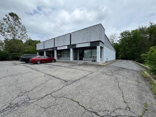 2424 State Route 32, New Windsor, NY, 12553-8355 | Card Image