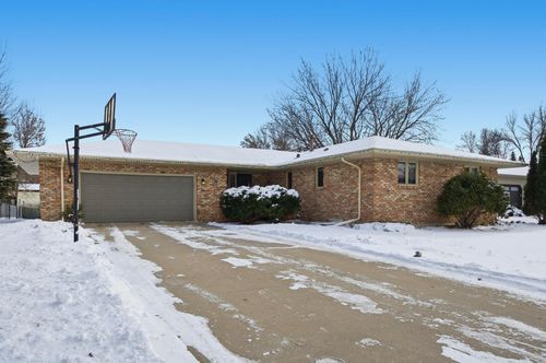 3608 Kennedy St S, Fargo, ND, 58104-6416 | Card Image