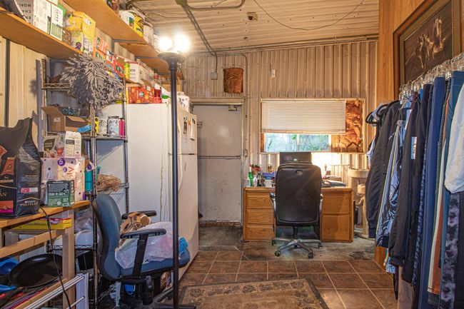 rear exit.jpg | Image 16