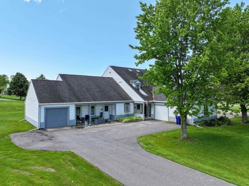 105-11 Bowman Rd, Vergennes, VT, 05491-8604 | Card Image