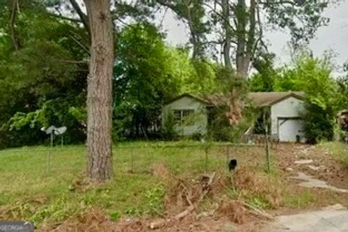 855 Bedingfield Ave, Macon, GA, 31206-1705 | Card Image
