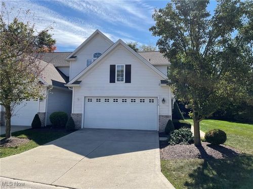 772 Wildberry Cir, Avon Lake, OH, 44012-5205 | Card Image