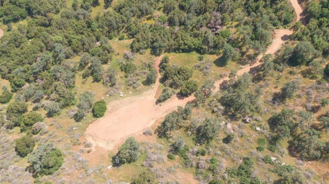 Land in Yokuts Valley 3