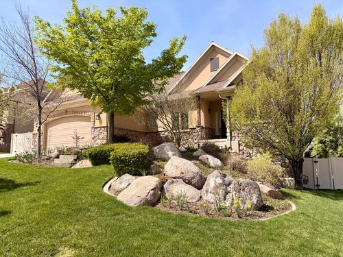 4488 Summerwood Dr, Bountiful, UT, 84010-5891 | Card Image