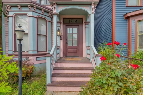 1714 Bagley St, Detroit, MI, 48216-1911 | Card Image
