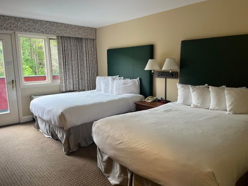 243245-243/245 qtr 2 Grand Summit Way, Dover, VT, 05356 | Card Image