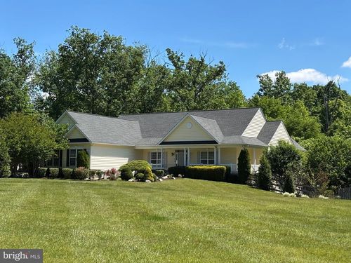 320 Gentle Breeze Cir, FREDERICKSBURG, VA, 22406-5048 | Card Image