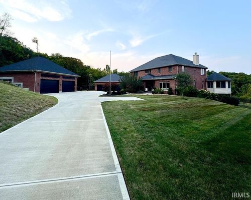 1946 Einsel Rd, Lawrenceburg, IN, 47025-8777 | Card Image