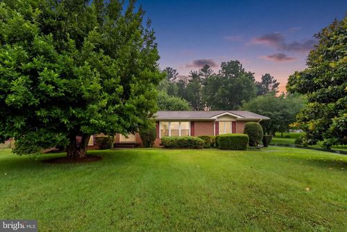 19100 Colonial Dr, Culpeper, VA, 22701-4144 | Card Image