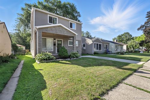 17652 Robert St, Melvindale, MI, 48122-1056 | Card Image