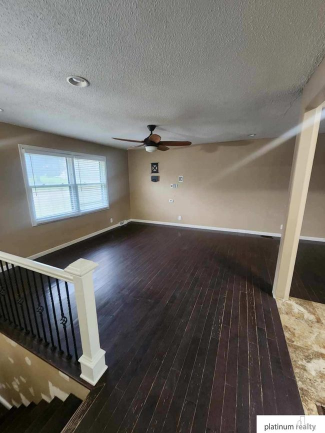 5020 N 106 Th St, House other with 3 bedrooms, 2 bathrooms and 2 parking in Omaha NE | Image 6