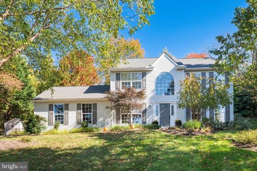 3269 Charles Griffin Dr, Garnet Valley, PA, 19060-2206 | Card Image