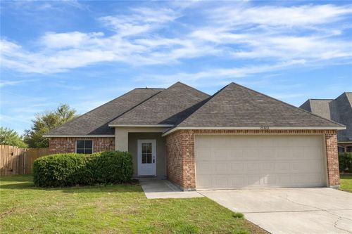 15500 Oakstone Dr, Prairieville, LA, 70769-6286 | Card Image
