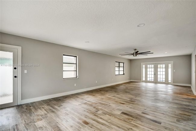 401 Wilma Cir, House other with 4 bedrooms, 3 bathrooms and null parking in Riviera Beach FL | Image 39