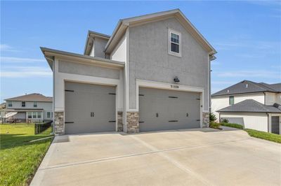 31370 W 85th Street, House other with 4 bedrooms, 3 bathrooms and null parking in De Soto KS | Image 2