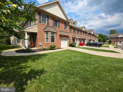 2736 Keebler Ct, WILLOW GROVE, PA, 19090-1147 | Card Image