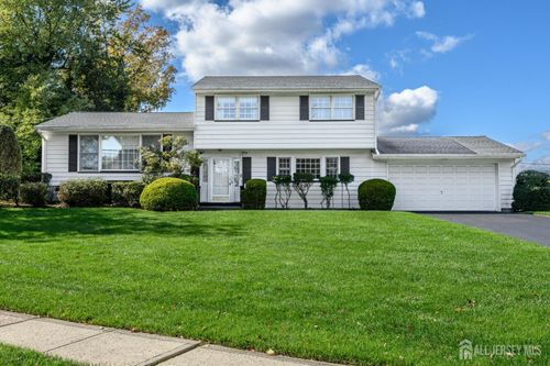 2 Hamlin Rd, East Brunswick, NJ, 08816-1364 | Card Image