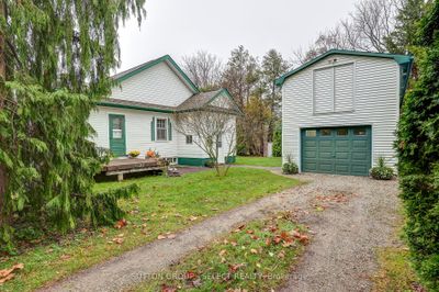 1 Howard St E, House other with 2 bedrooms, 2 bathrooms and 5 parking in Bayfield ON | Image 1