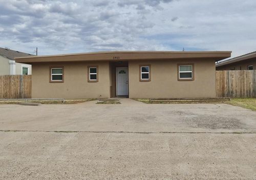 2911 W Louisiana Ave, Midland, TX, 79701-5525 | Card Image