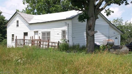 2831 S Denmark Rd, Dorset, OH, 44032-9724 | Card Image