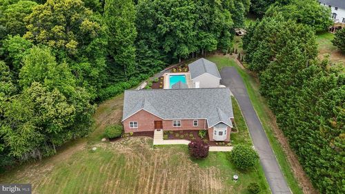 6700 Bayberry Xing, OWINGS, MD, 20736-3909 | Card Image