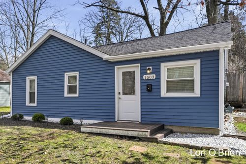 1503 Bradford St, Grand Rapids, MI, 49503-1319 | Card Image