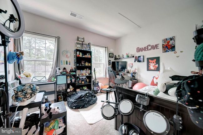 18316 Reaper Hill Ct, Townhouse with 3 bedrooms, 3 bathrooms and null parking in TRIANGLE VA | Image 38