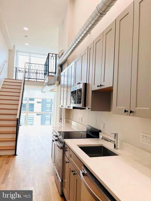 apt-6-3925 Georgia Ave Nw, WASHINGTON, DC, 20011-5987 | Card Image
