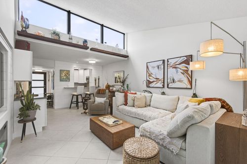 102-2532 Boundbrook Dr S, Palm Springs, FL, 33406-8669 | Card Image