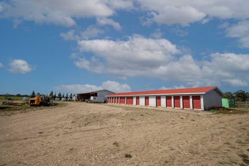 {{alt}} | Card Image