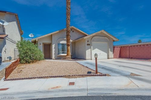 6444 Peartree Rd, Las Vegas, NV, 89108-4458 | Card Image