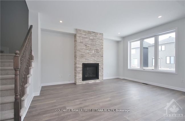 788 Cappamore Dr, House other with 3 bedrooms, 3 bathrooms and 2 parking in Ottawa ON | Image 5