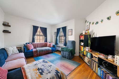 1-5 Garden Ct, Cambridge, MA, 02138-1355 | Card Image