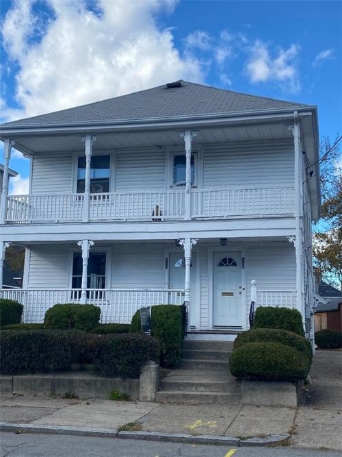 126 Suffolk Ave, Pawtucket, RI, 02861-2141 | Card Image