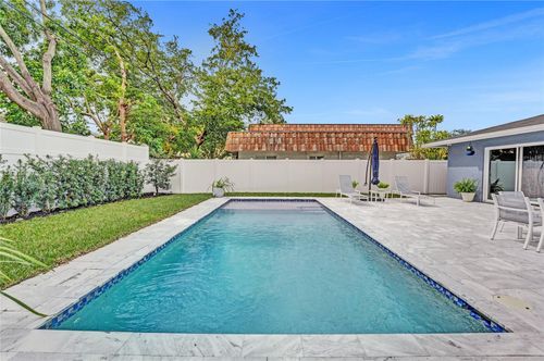 1280 Ne 40th St, Oakland Park, FL, 33334-4631 | Card Image