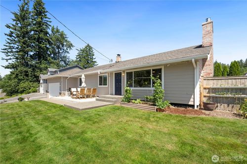 2915 79th Ave Ne, Marysville, WA, 98270-6835 | Card Image