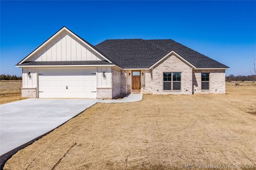 66 Maple Leaf Drive, Durant, OK, 74701 | Card Image
