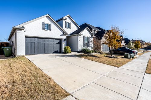 225 Glenwood Dr, Little Elm, TX, 75068-3248 | Card Image