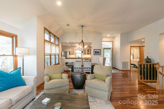 C - 220 Stoney Falls Loop, Condo with 3 bedrooms, 3 bathrooms and null parking in Burnsville NC | Image 18